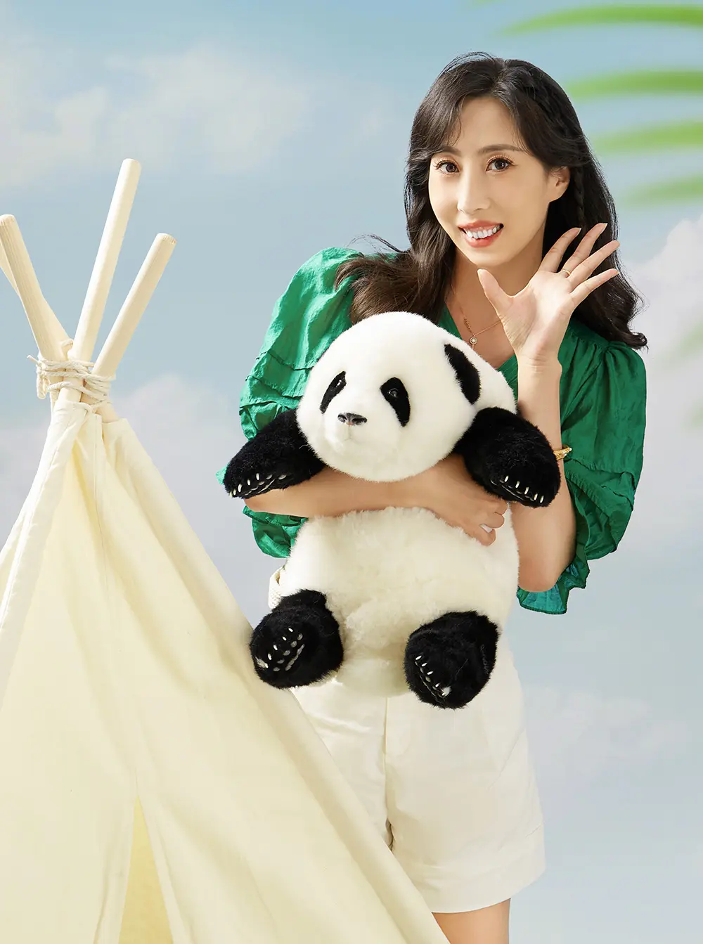 5-month-old Hehua handmade simulated panda doll large size sheepskin plush toy